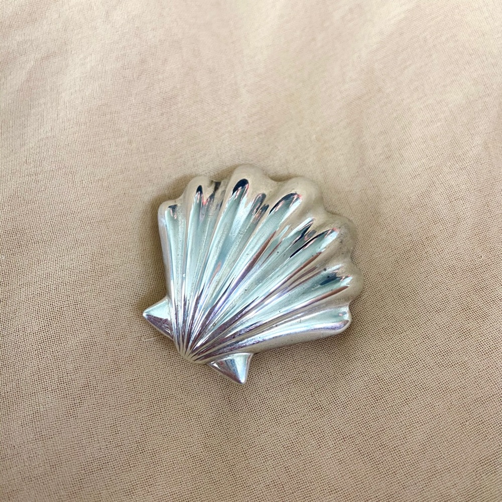 James Avery Seashell pendant